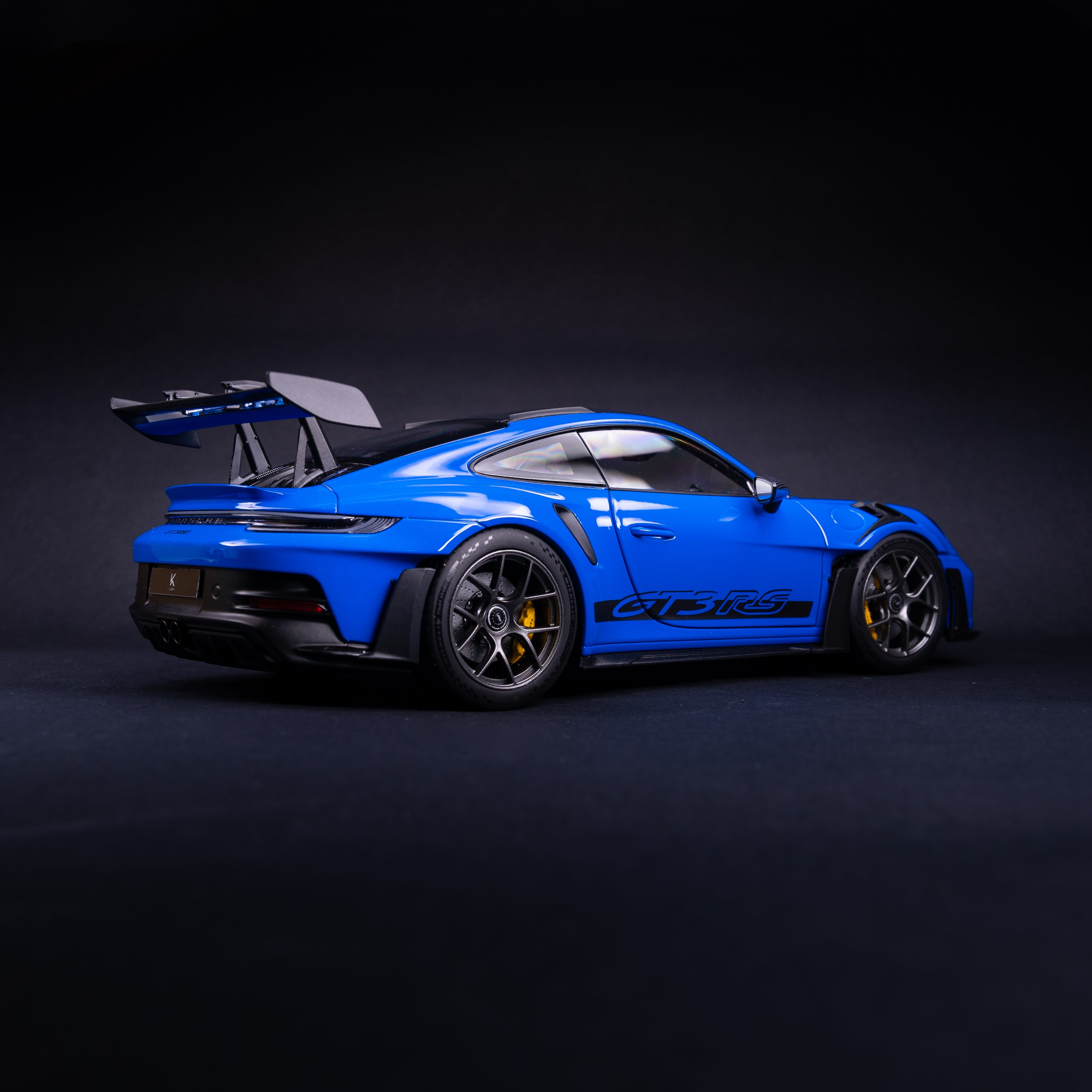 992 GT3RS (weissach) - BLUE - gray rims