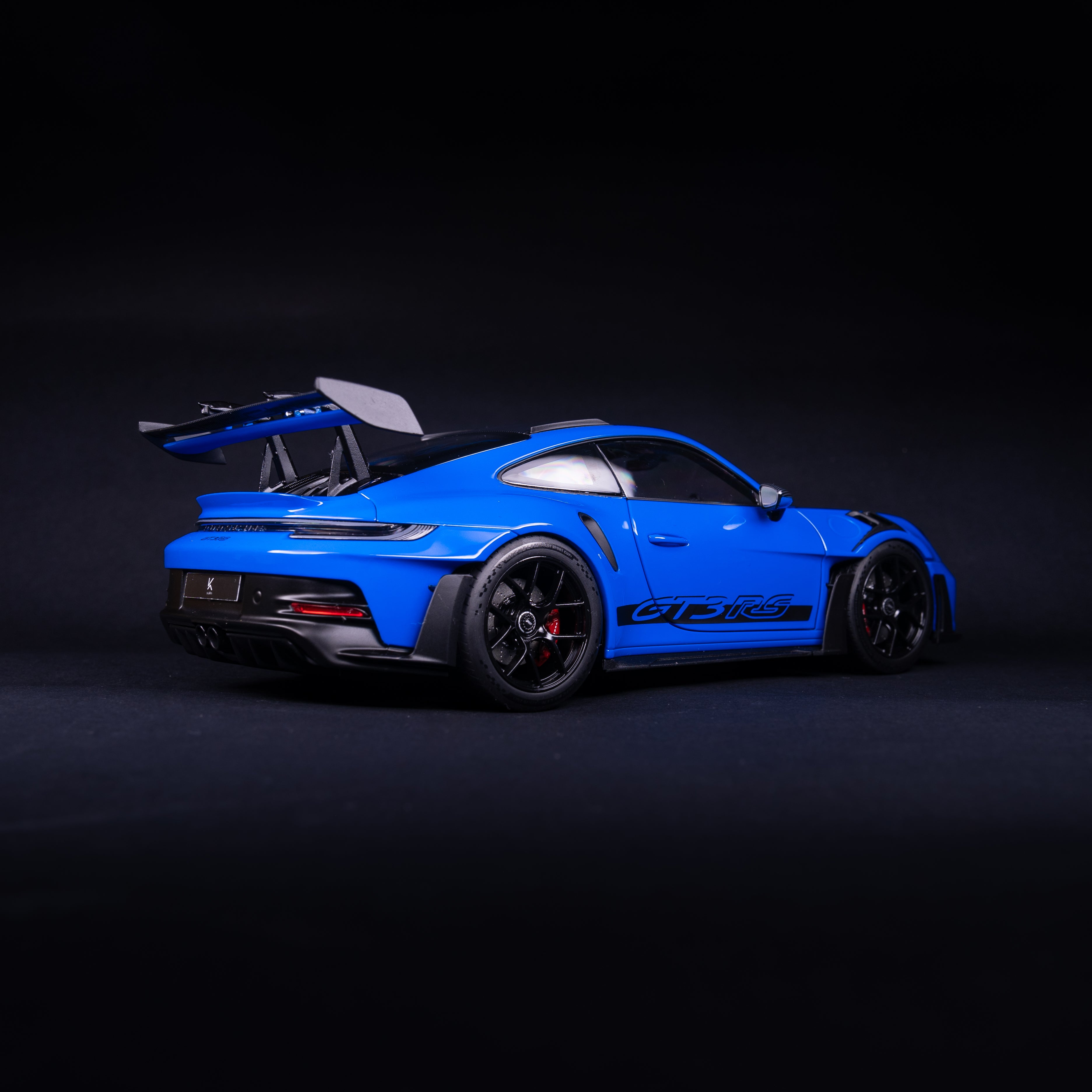 992 GT3RS (weissach) - BLUE - black rims