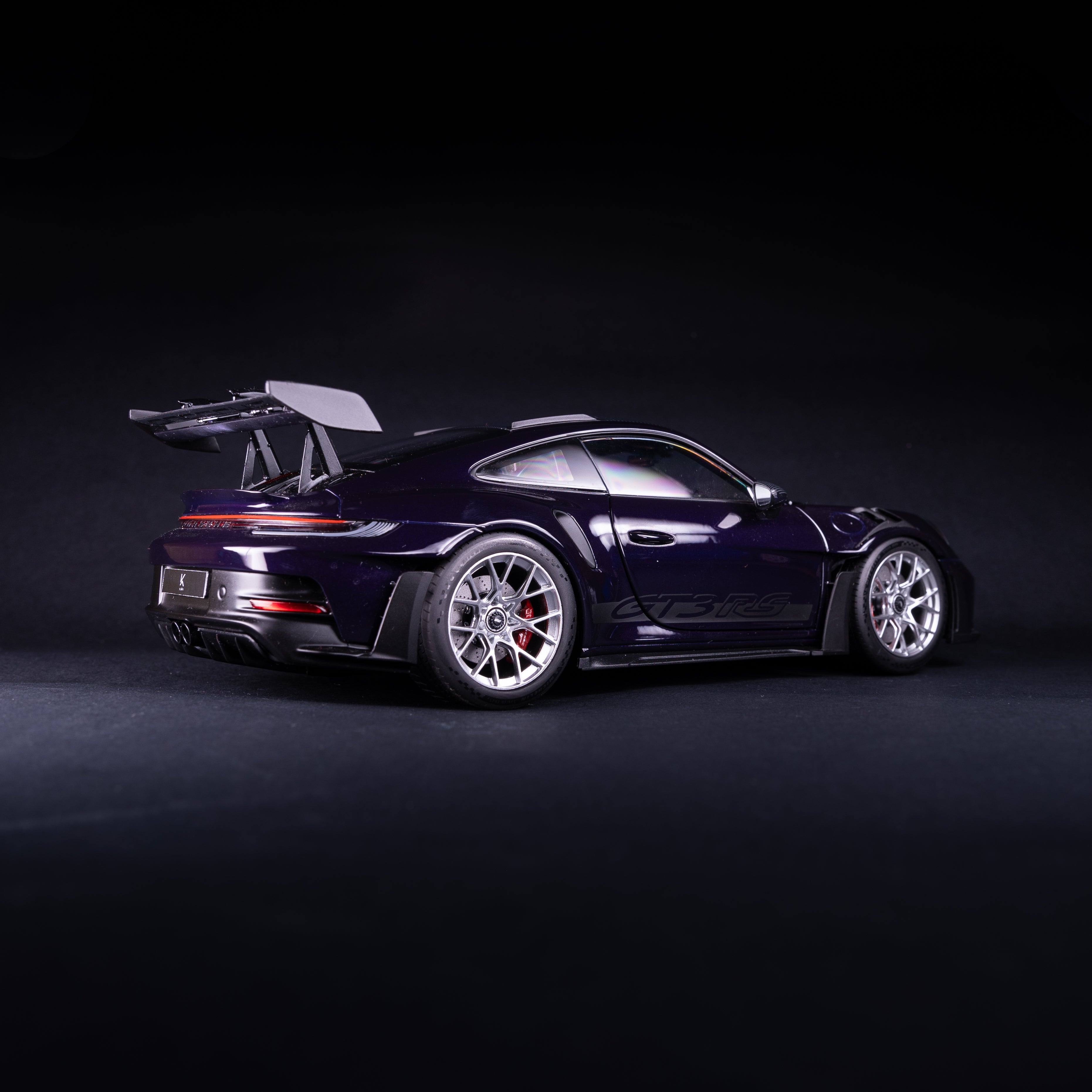 992 GT3RS (weissach) - VIOLA - silver rims !DEFECT!