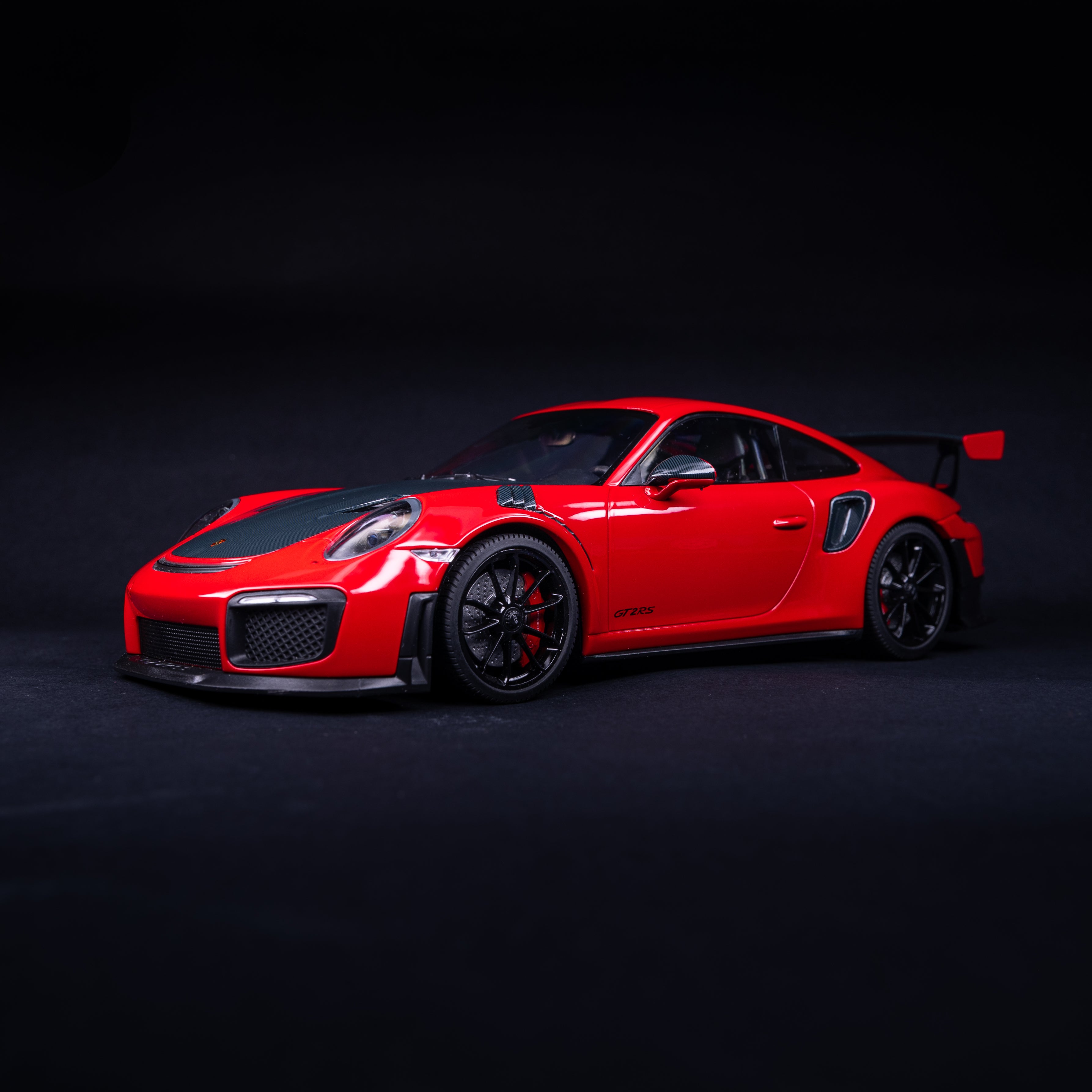 991.2 GT2RS (weissach) - RED