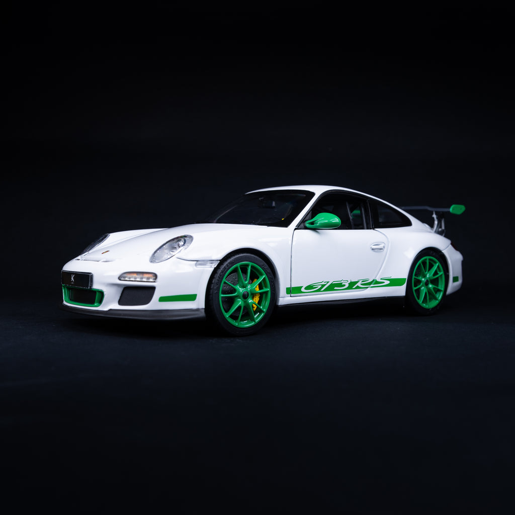 997.2 GT3RS - WHITE - green rims