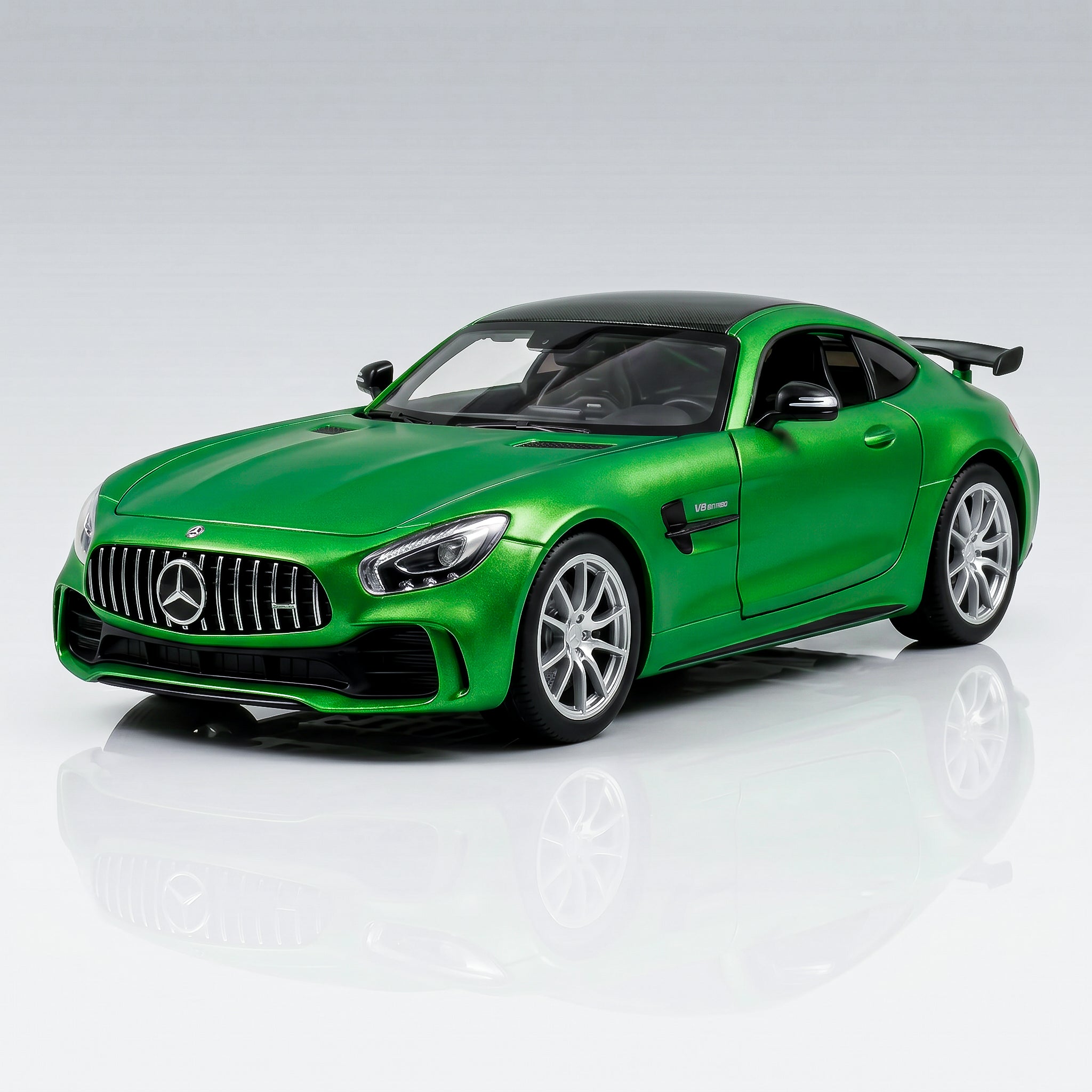 Mercedes-Benz series 1:18 Scale Model | Diecast Luxury Models – VidK scales